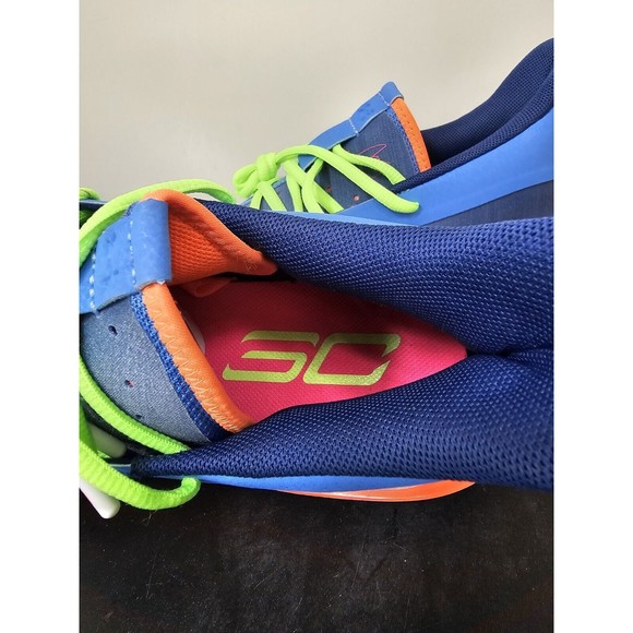 Size 10 Men\'s Under Armour Curry 7 Super Soaker Sneakers 3021258-404 Basketball